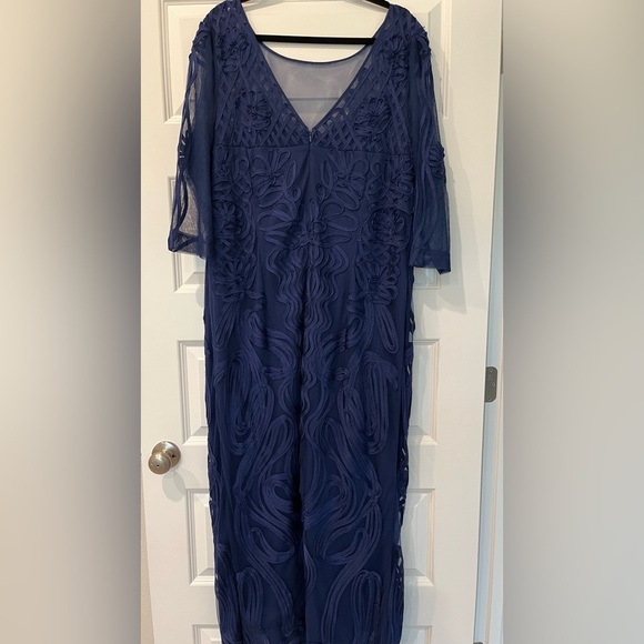 JS Collections Navy Long Sleeve Lace Maxi Evening Dress Gown Size 20W - Picture 5 of 15